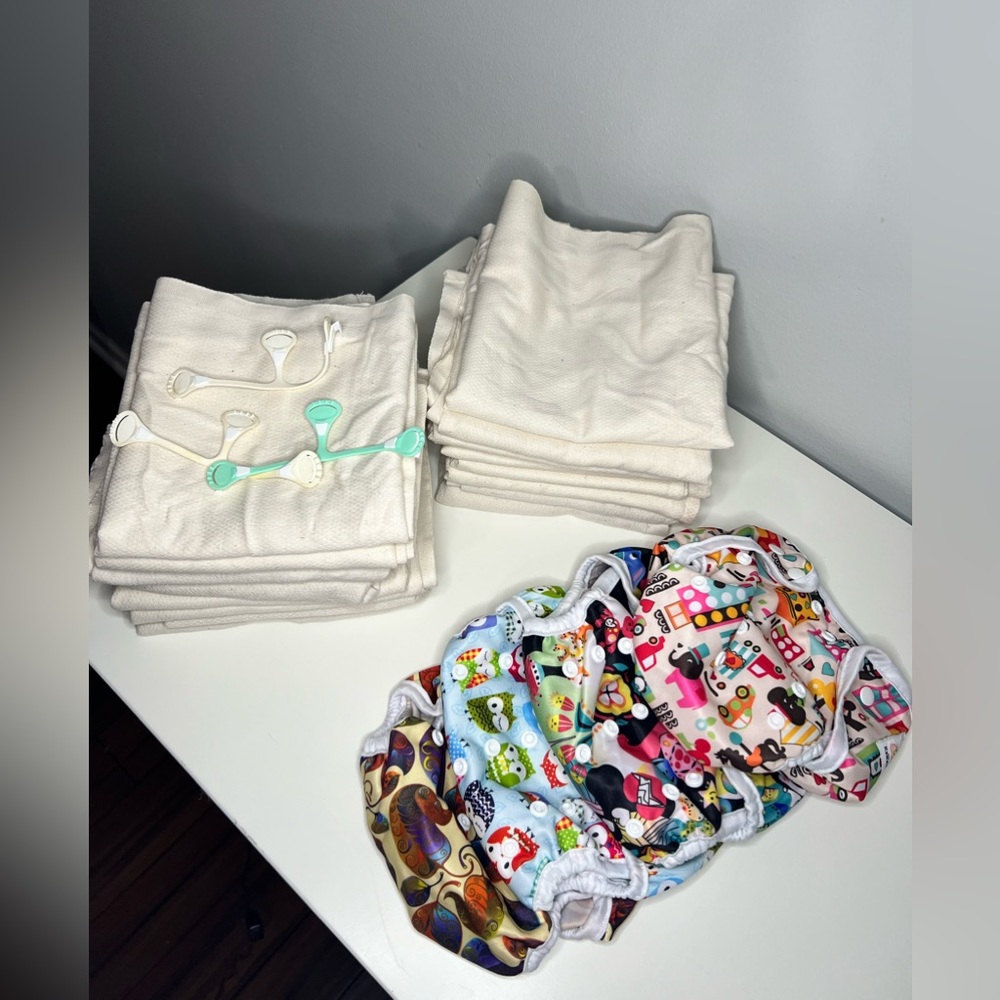 Kawaii baby pocket diapers with 17 extra large muslin cloth diapers